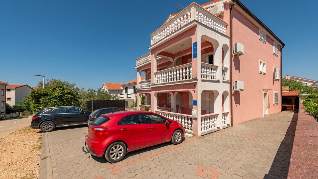 Apartman Povljana - CKD076 (1)