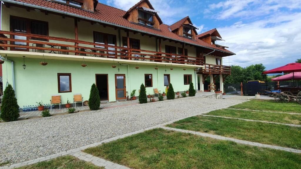 Pensiunea Leia Transfăgărășan Cârţişoara (1)