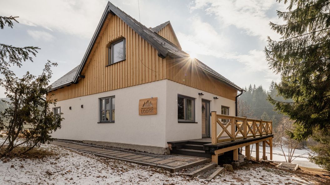 Mountain Air Lodge Izvoru Mureșului (1)