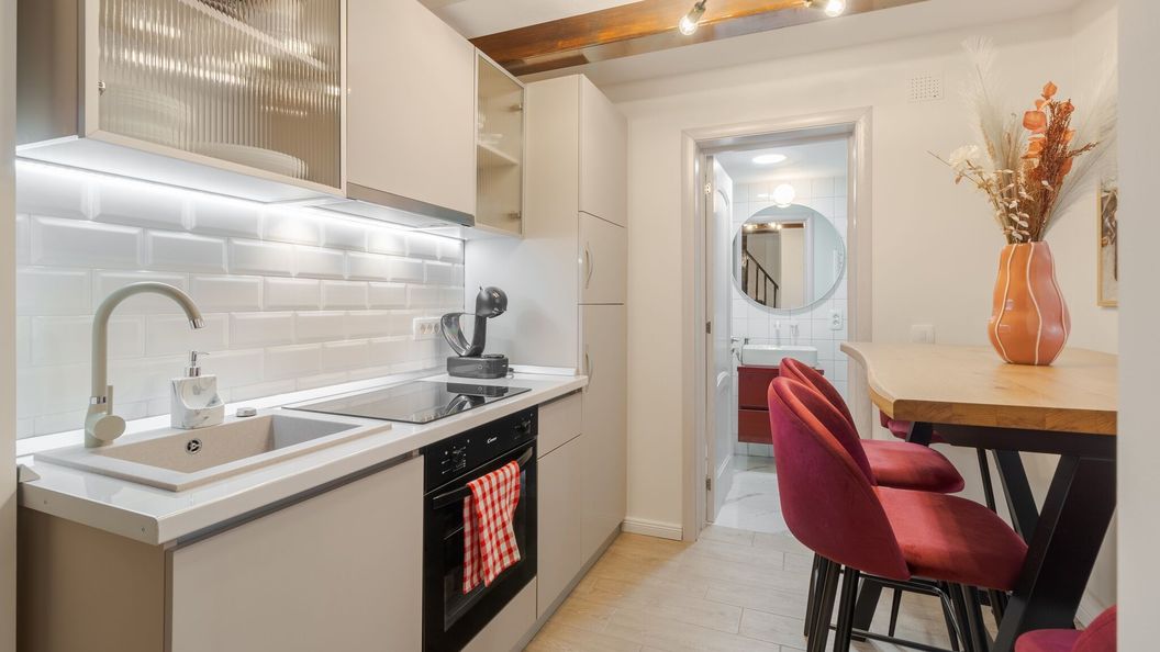 Apartament Ultra-Central Elegant Oradea (1)