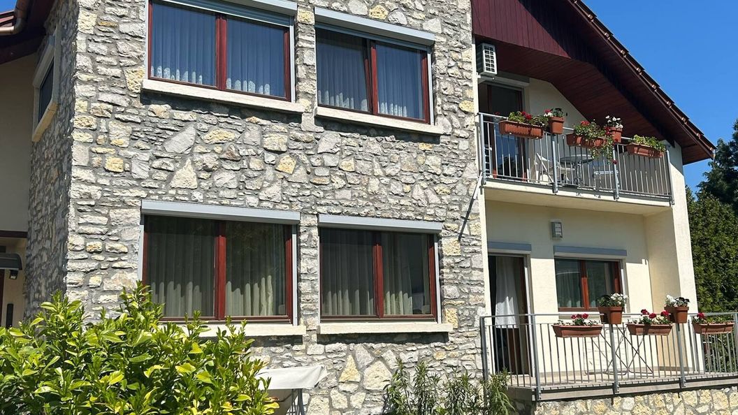 Meggyes Apartman Balatonalmádi (1)