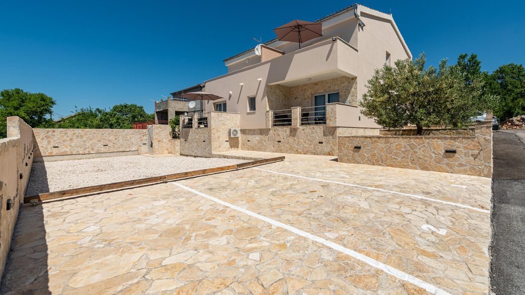 Apartman Maslenica - CDA659 (1)