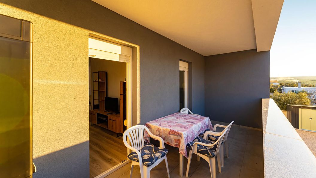 Apartman Gornji Karin - CDI797 (1)