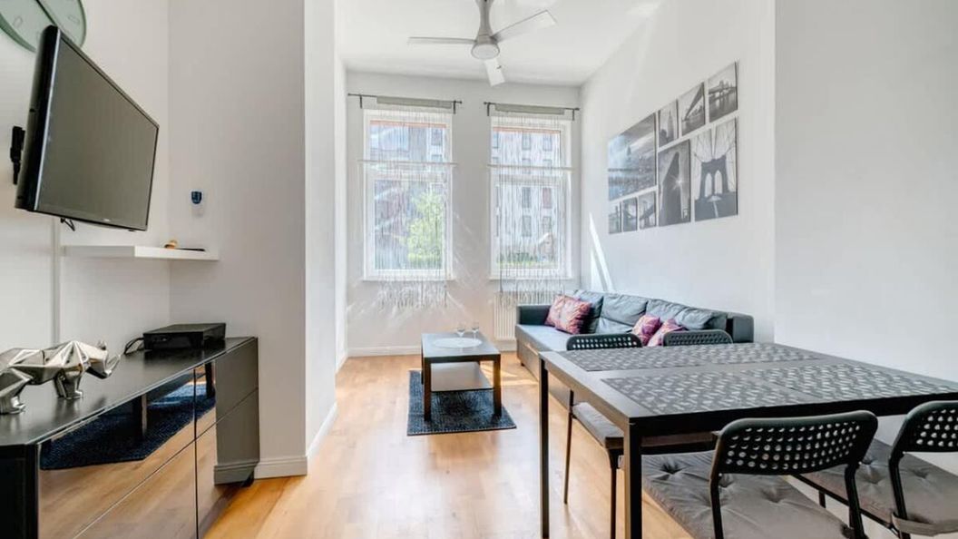 Chmielna 71 Gdańsk | Antyczny apartament | Zwierzęta akceptowane (1)