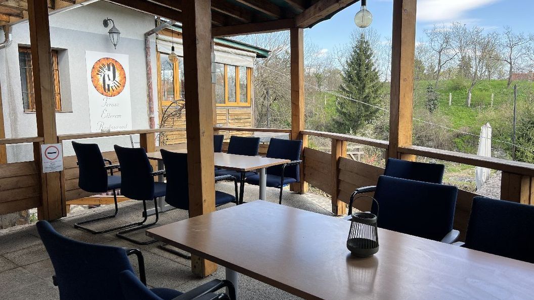 Bömbi Vendégház a vár mellett Sárospatak (1)