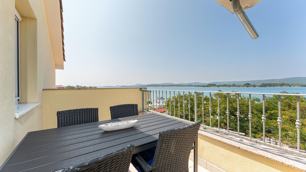 Apartman Turanj - CDA070 (1)