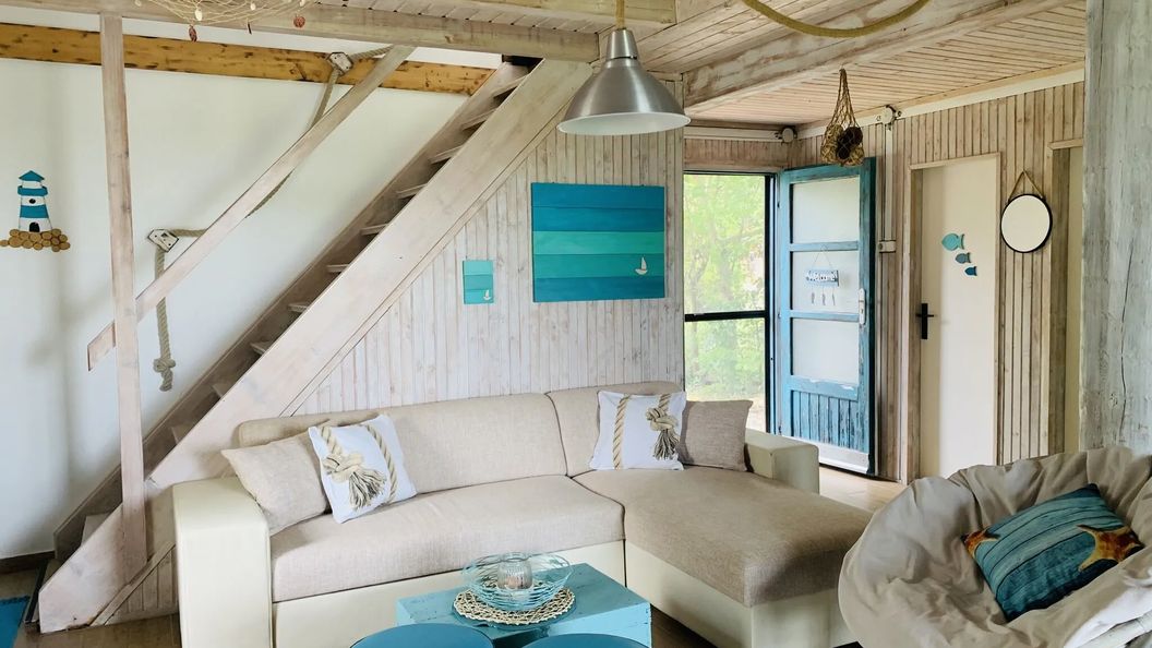 Beachfront Haven Faház Csopak (1)