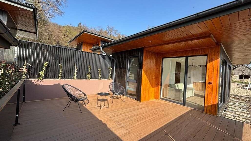 Linisterra Resort Târgu Neamţ (1)