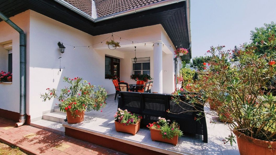 Boni Nyaralóház Balatonboglár (1)