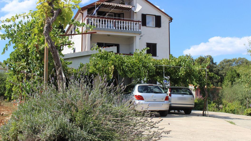 Apartment Ivy Kukljica (1)