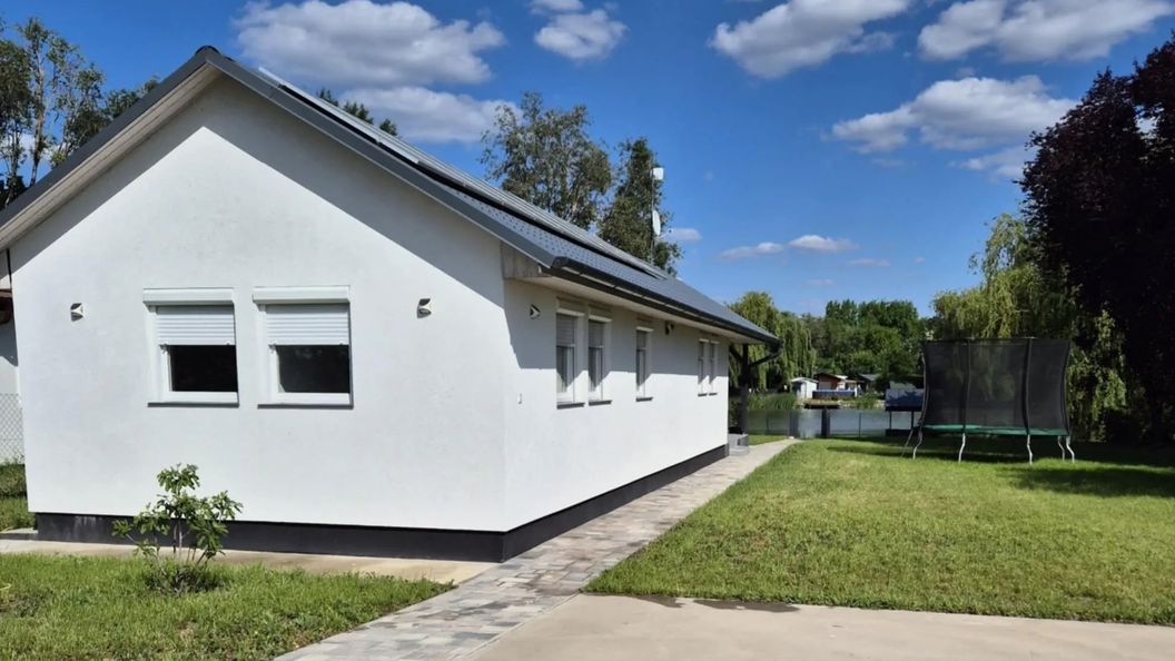 Bátor Nyaraló Szarvas (1)