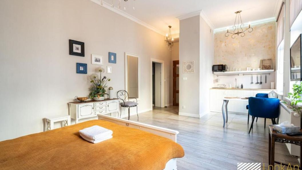 Apartament w sercu Poznania by LookAp (1)