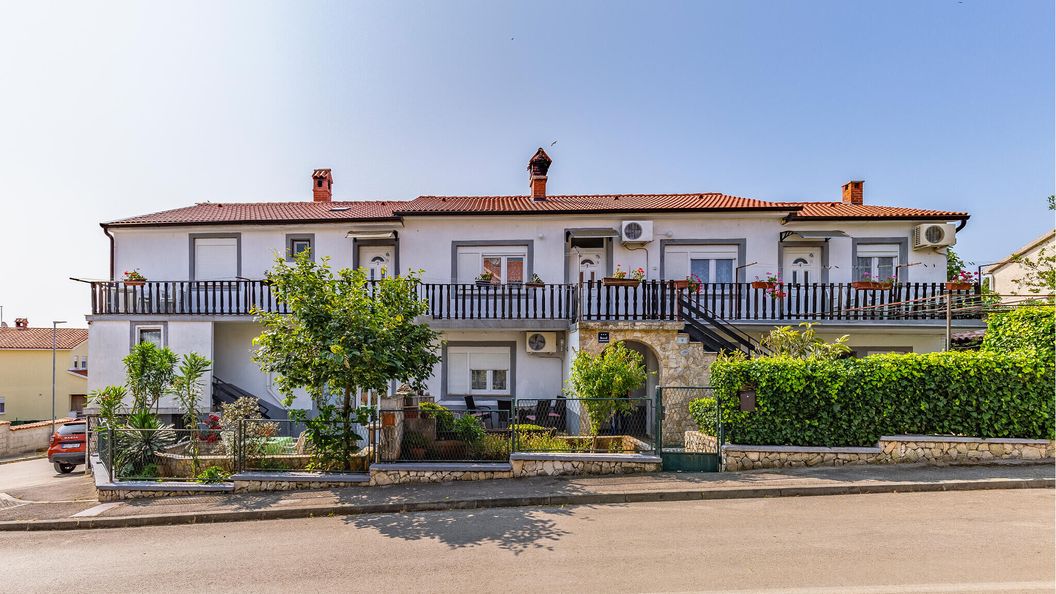 Apartman Ližnjan - CIZ472 (1)
