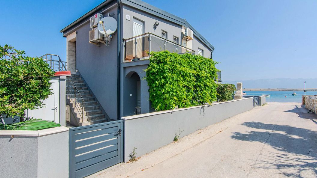 Apartman Vir - CDY024 (1)