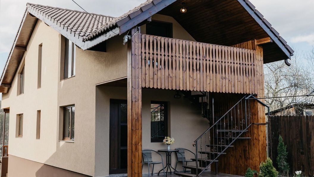 Edant House Poienari (1)