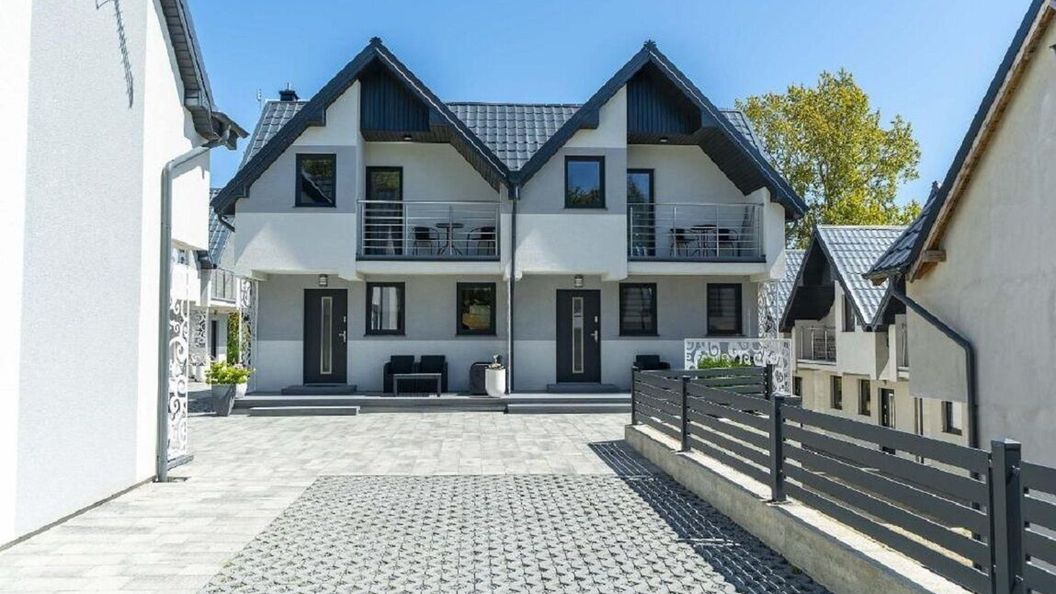 Pokoje i domki Atlantic Jastrzębia Góra (1)