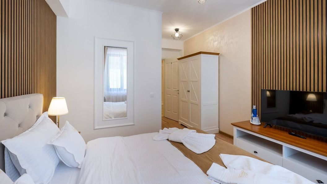 Chic Comfort Nature Views Pool 4 Micești (1)