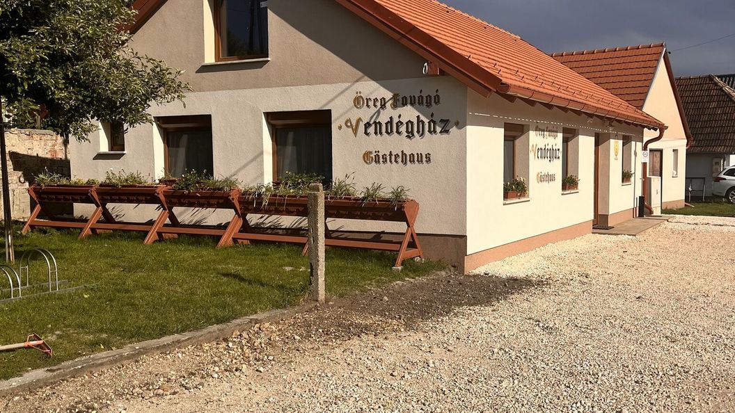 Öreg Favágó Vendégház Tarján (1)