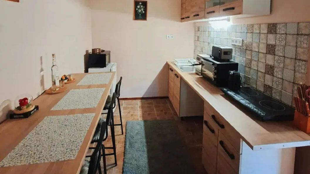 TarnApartman Sirok (1)