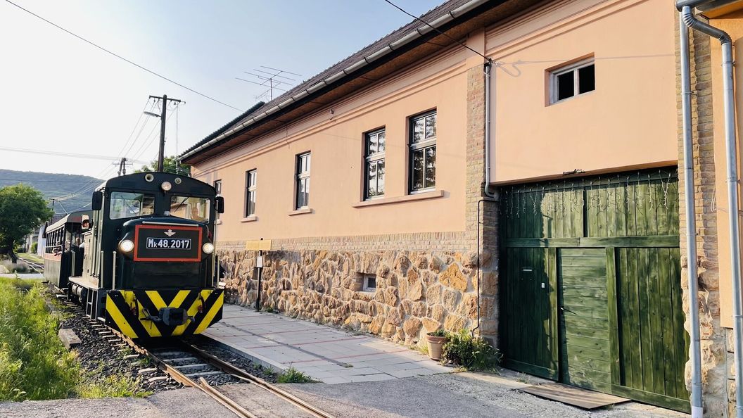 Kisvasút Közösségi Vendégház Szokolya (1)