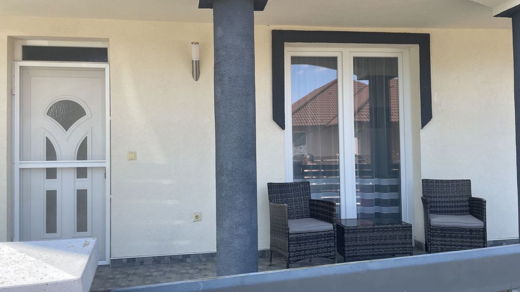 Anett Wellis Apartman Poroszló (1)