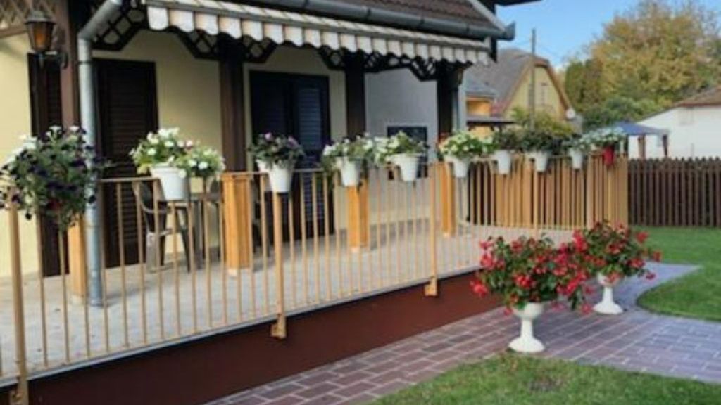 Ádám Vendégház Siófok (1)