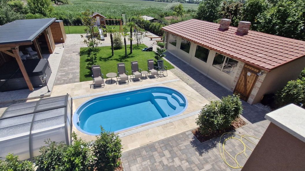 Kapitány MP Art Luxury Apartman Balatonboglár (1)