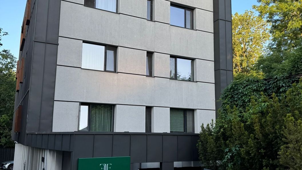 Hotel Eloom Cluj-Napoca (1)