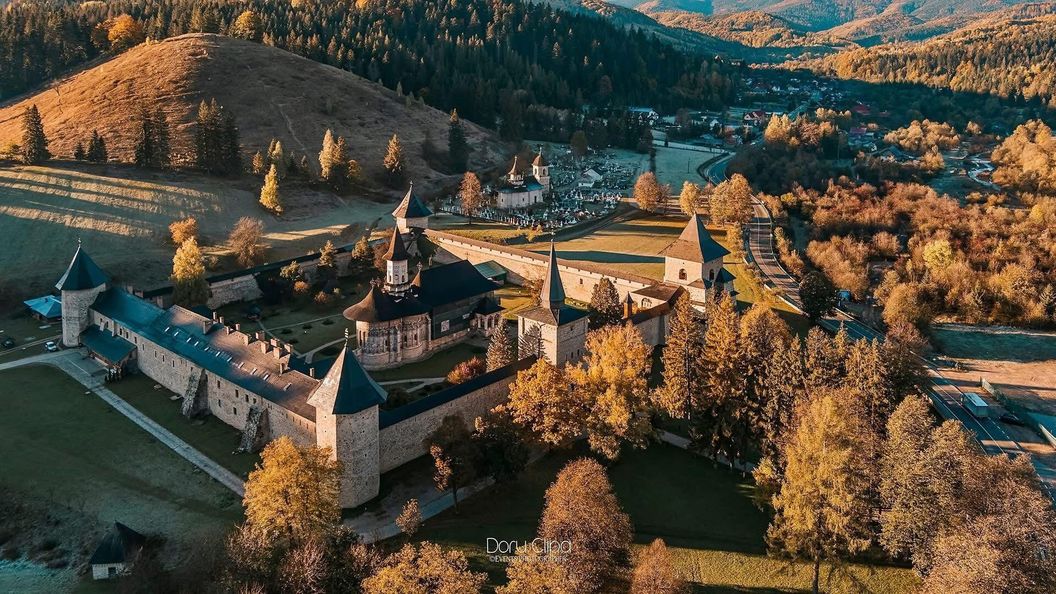 Casa Adi Sucevița (1)