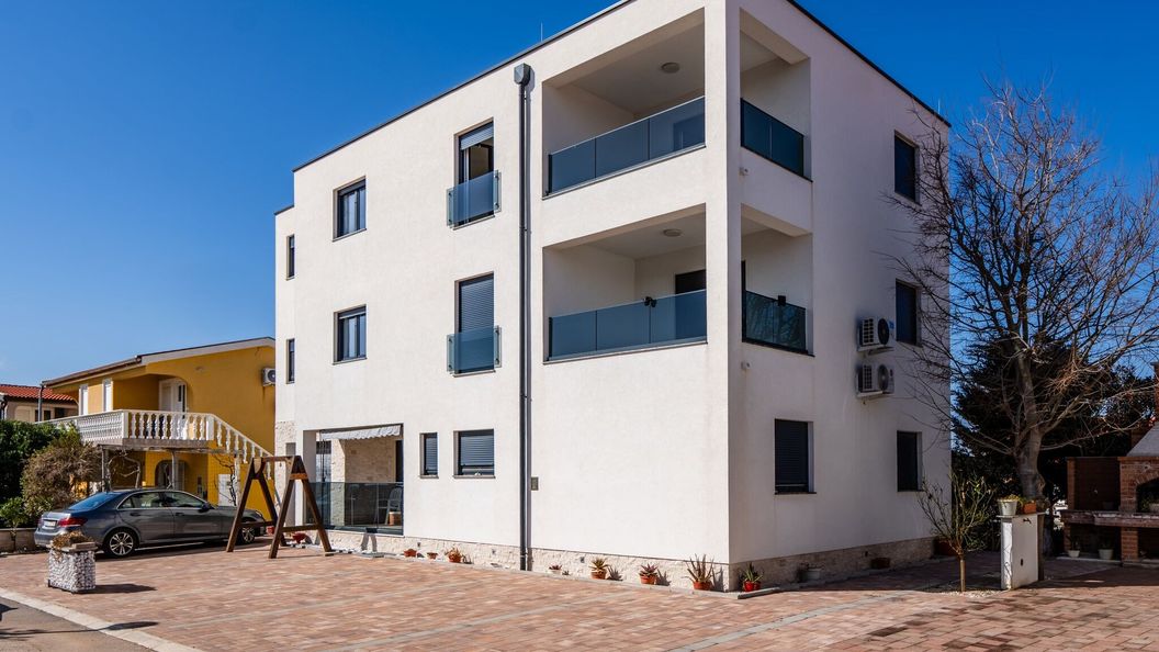 Apartmani Mira Vir (1)