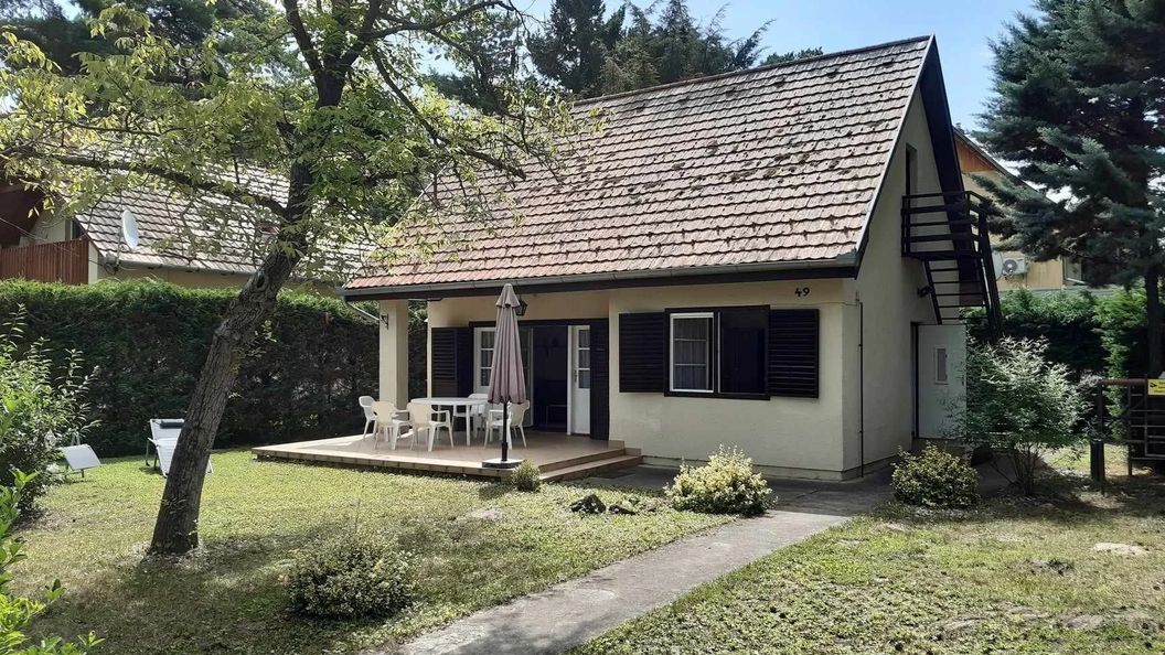 Retro Kuckó Balatonfenyves (1)