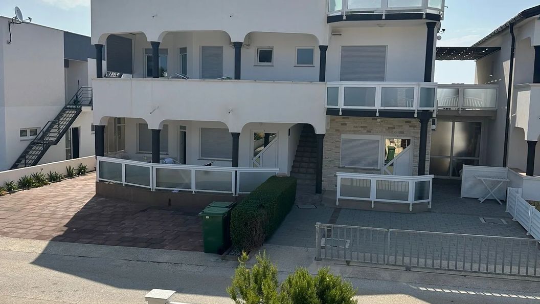 Apartments Kajtazovic Vir (1)