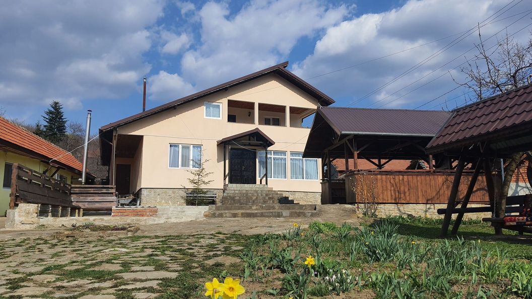 Casa de la Chiojdu Chiojdu (1)