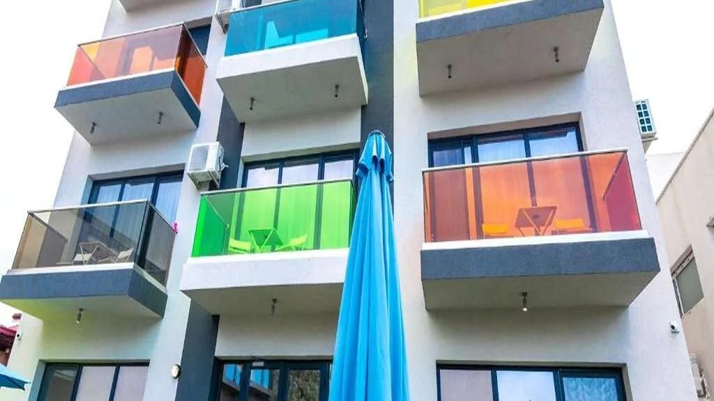 Hotel Friday Mamaia Nord (1)