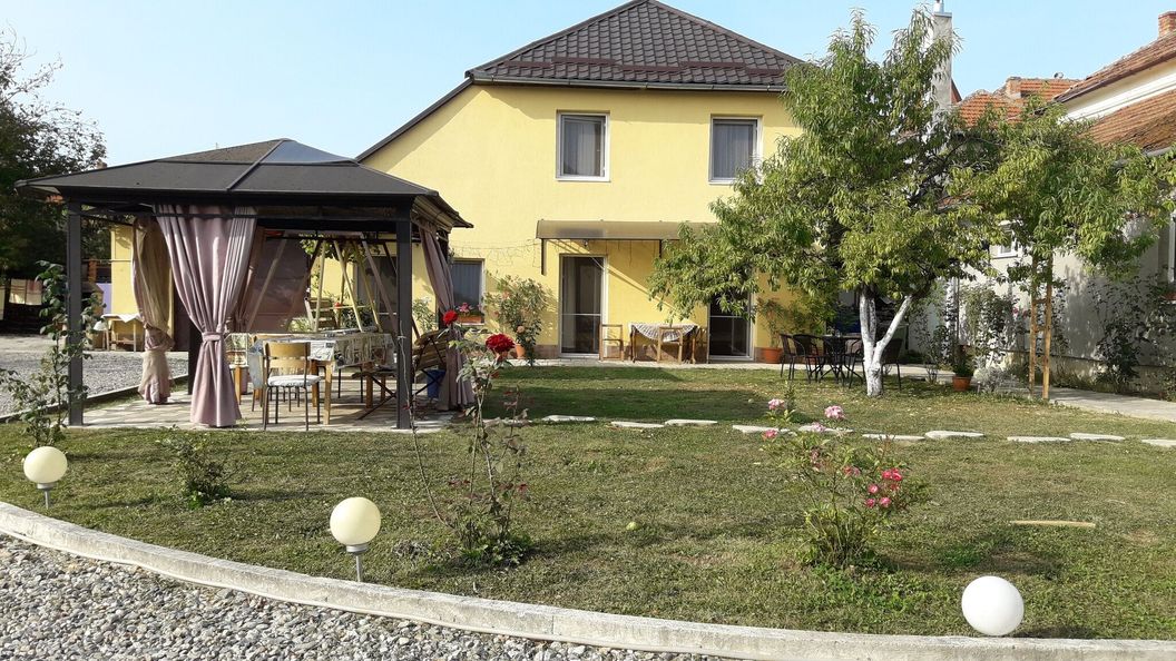 Casa Anca Hațeg (1)