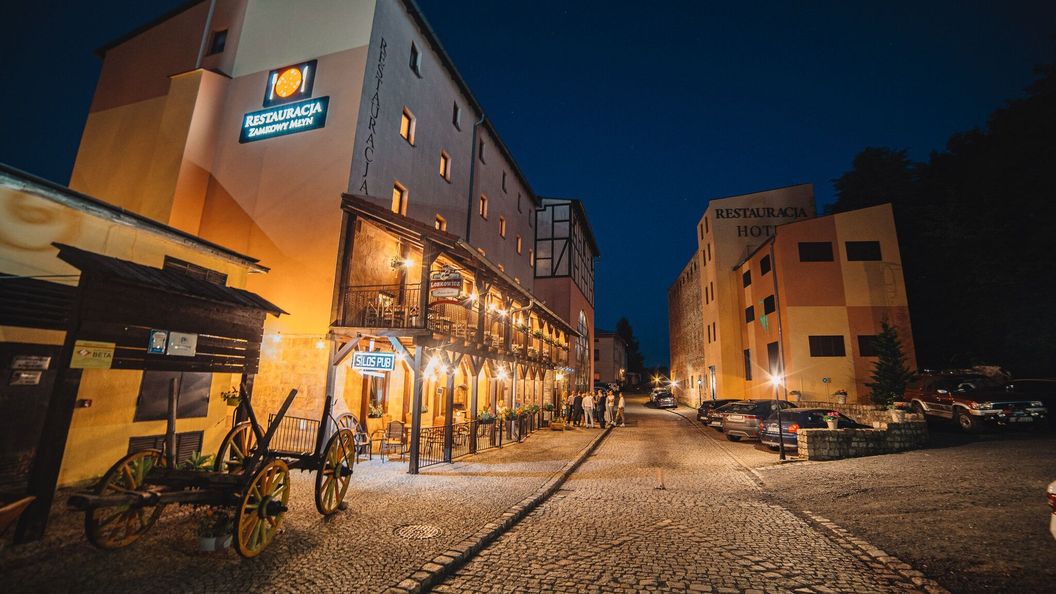 Hotel Zamkowy Młyn Krapkowice (1)