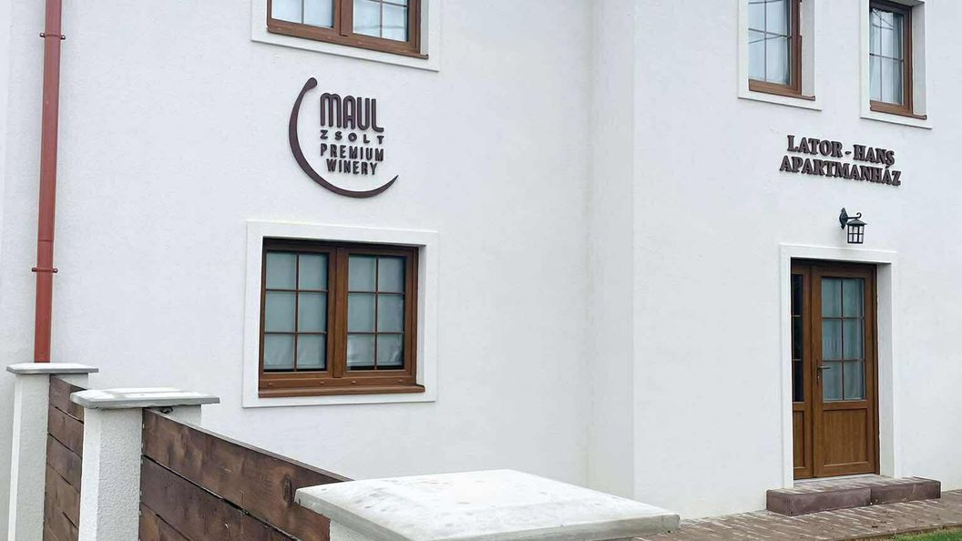 Lator-Hans Apartmanház Villány (1)