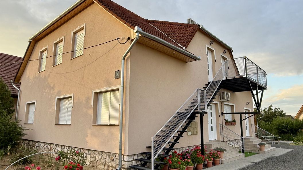 Nyugalom Szigete Apartmanok Harkány (1)