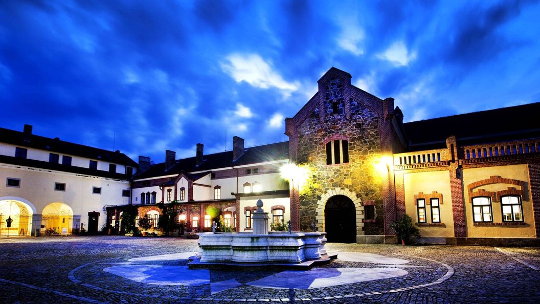 KNÍŽECÍ APARTMÁNY REGENT (1)