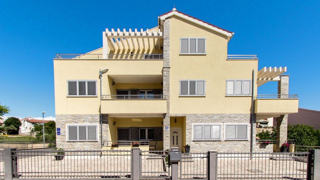 Apartments Vesna Vodice (1)