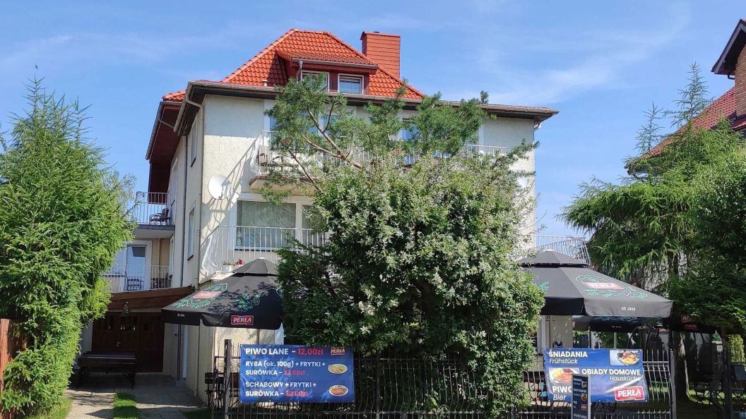 Dom Gościnny Bursztyn Rewal (1)