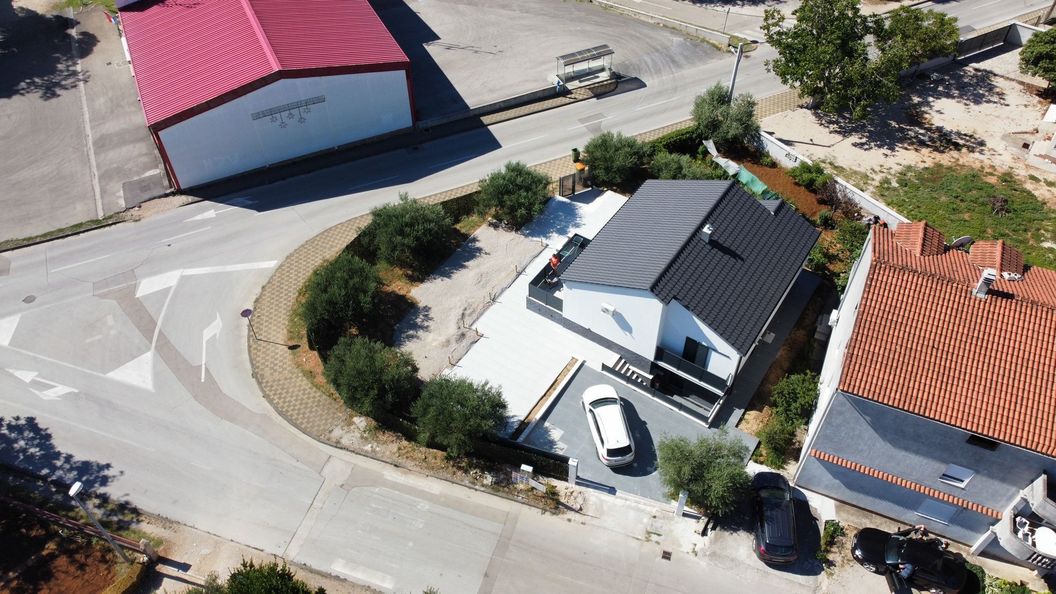 House Laura Biograd (1)