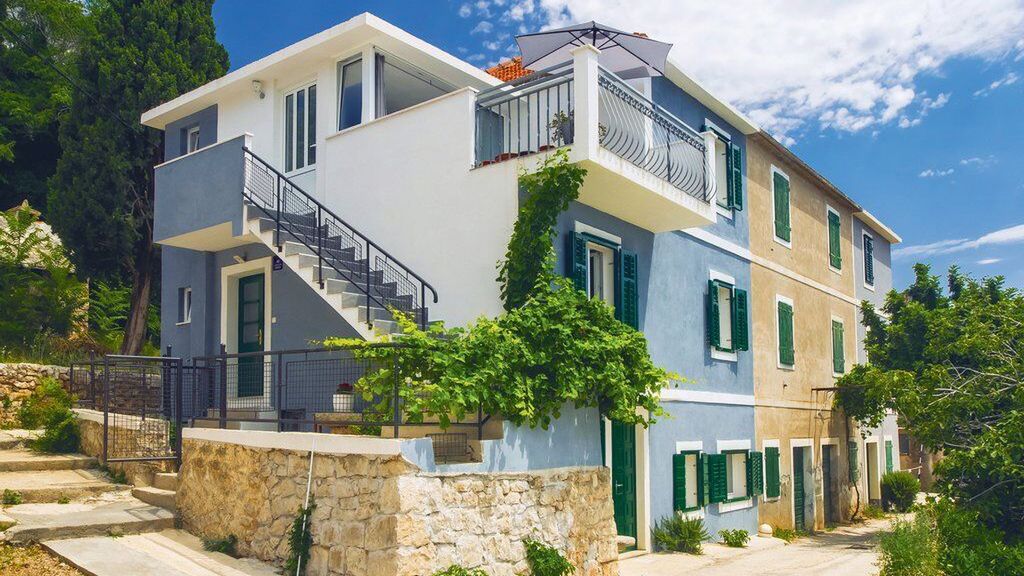 House Summer dream with jacuzzi Stanici (1)