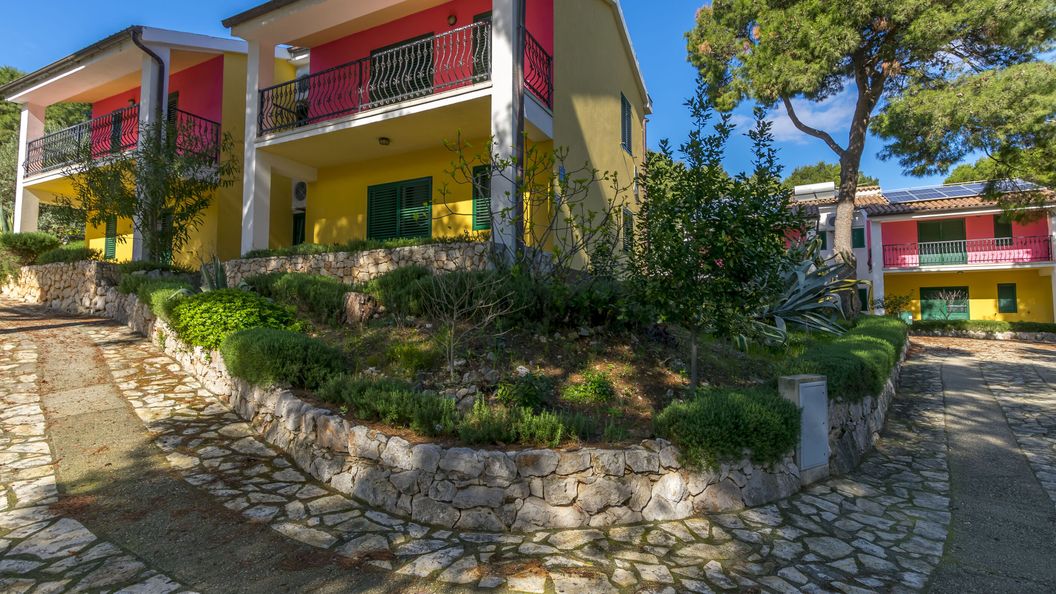 Apartments Ruzmarin - Antonija Rogoznica (1)