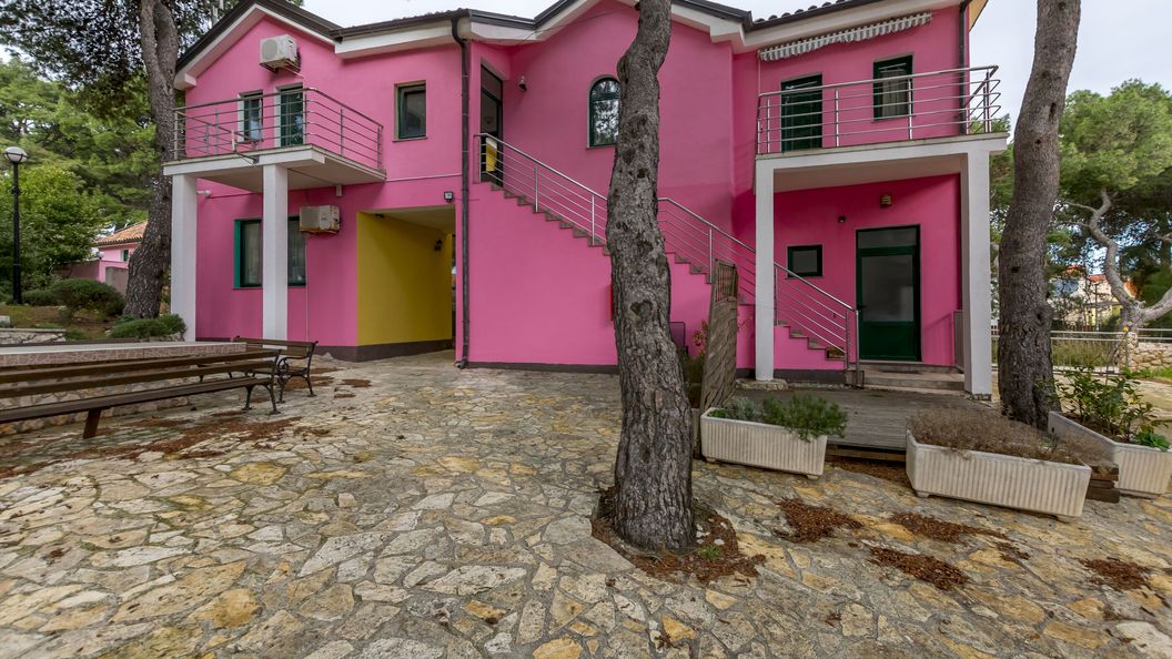 Apartments and Room Ruzmarin - Ana Rogoznica (1)