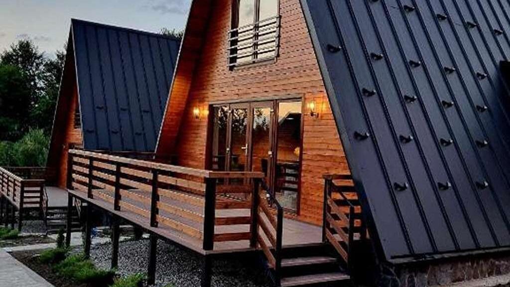 Twin Cabins Vârfu Dealului (1)