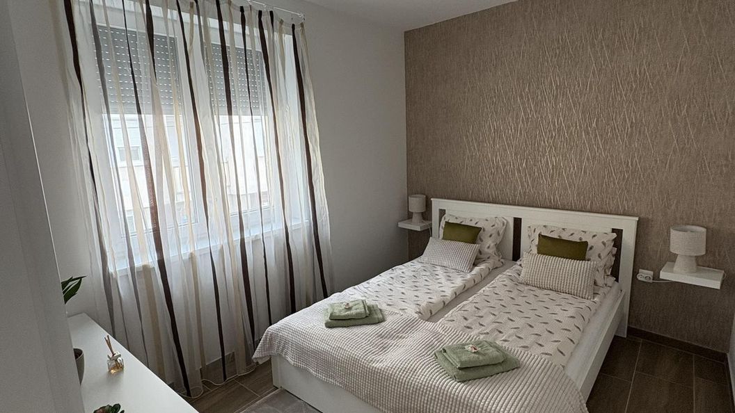 Várva Vár Apartman Eger (1)