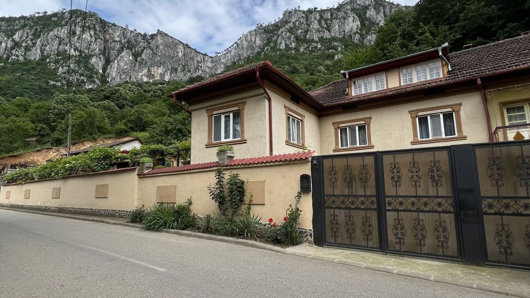 Villa Bella Băile Herculane (1)