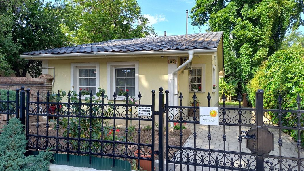 Gyopárosi Napsugár Vendégház (1)