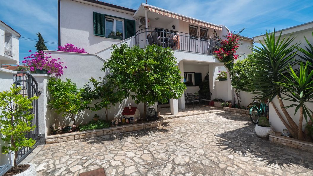 Apartment Gloria Jezera (1)